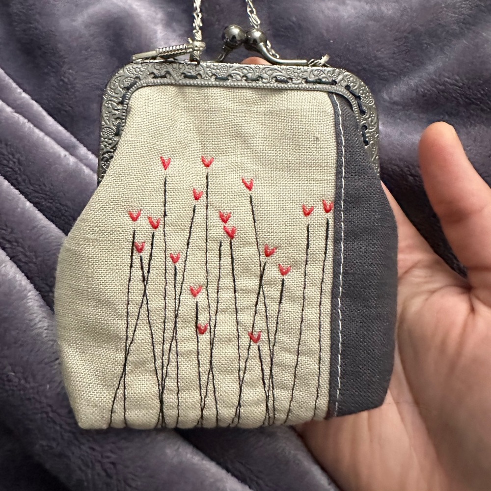 NWOT Hearts embroidery coin purse with crossbody chain. Handmade item.
